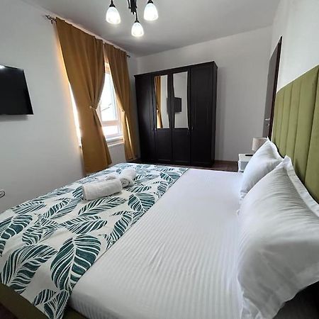 Braytim Residence Free Private Parking Giroc Exterior foto